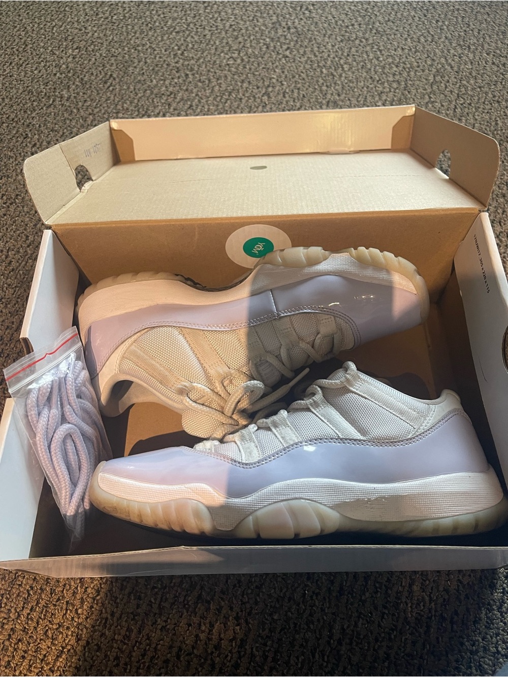 Jordan 11 lows light violet